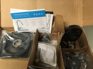 lot 5 image: Moen Genta Single-Handle 1-Spray Tub and Shower Faucet in Matte Black (Valve Included)