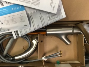 lot 93 image: MOEN Brecklyn Single-Handle Pull-Out Sprayer Kitchen Faucet with Power Clean in Spot Resist Stainless