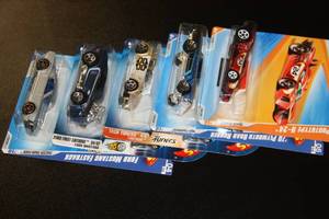 lot 18 image: Hot Wheels Lot  15 Cars