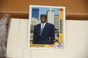 lot 85 image: 1992 Upper Deck Basketball Complete Set