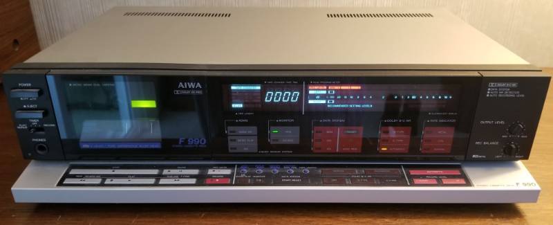 Aiwa Stereo Cassette Deck F 990 for Sale in Minneapolis, MN