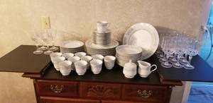 lot 33 image: Oxford Blue Mist China Service for 12 plus Wine Glasses