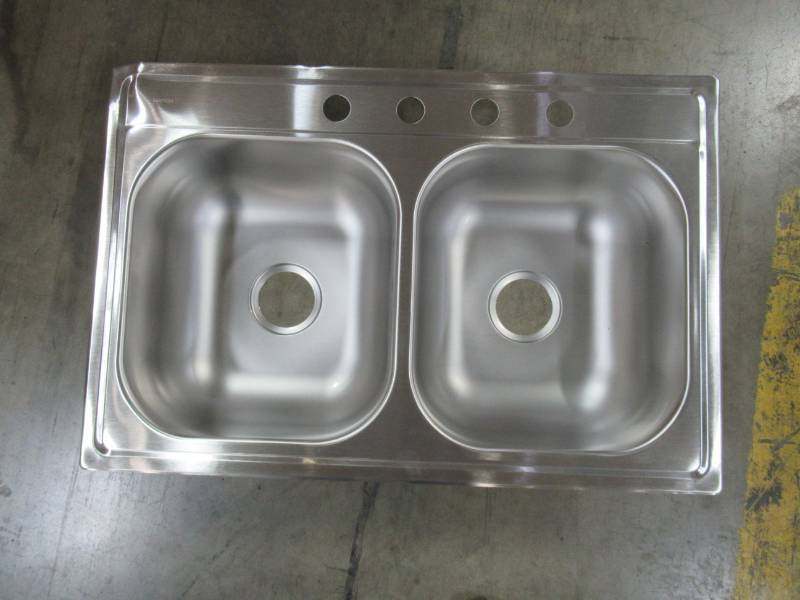 lot 266 image: Dayton 33-in x 22-in Satin Double-Basin Stainless Steel Drop-In 4-Hole Residential Kitchen Sink LWDB332274 - Slight Bent Corner.