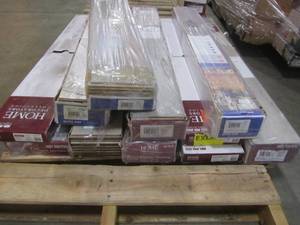 lot 124 image: MIXED PALLET OF FLOORING