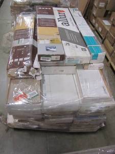 lot 135 image: MIXED PALLET OF FLOORING