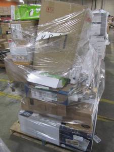 lot 21 image: WHOLESALE MIXED PALLET OF RETURNS - LIGHTING AND CEILING FANS