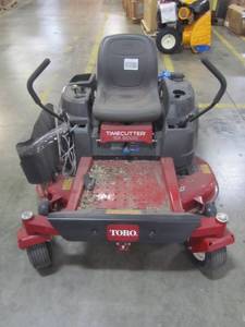lot 39 image: Toro TimeCutter SS5000 50 in. 24.5 V-Twin Gas Zero-Turn Riding Mower with Smart Speed 74732