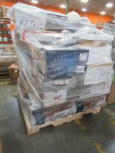 lot 255 image: WHOLESALE MIXED PALLET OF RETURNS - LIGHTING AND CEILING FANS