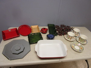 lot 133 image: LE CRESUET HEART-SHAPED CROCK, EMILE HENRY FRENCH BAKING DISH, KIRKHAM CHINA, MORE