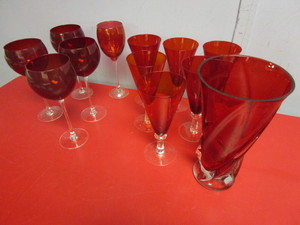 lot 152 image: GLASS STEMWARE, VASE