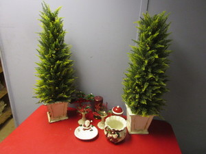lot 168 image: FITZ & FLOYD SANTA BOWL, OTHER HOLIDAY DECOR