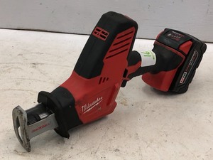 lot 16 image: Milwaukee 2625-20 Cordless 18Volt...