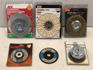 lot 44 image: Lot Of Assorted New Wire Wheel Brus...