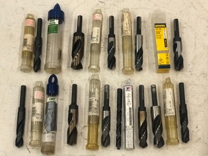 lot 45 image: Lot Of Assorted Commerial Milling B...