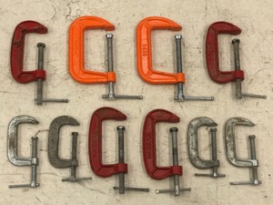 lot 58 image: Box Of Assorted Steel C-Clamps ...