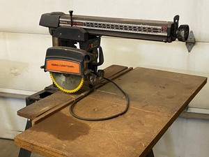 lot 2 image: Craftsman 10 Radial Arm Saw With S...