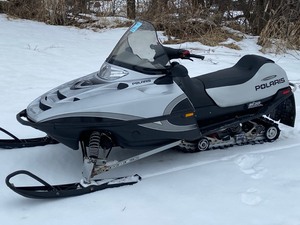 lot 4 image: 2002 Polaris Indy Classic 700