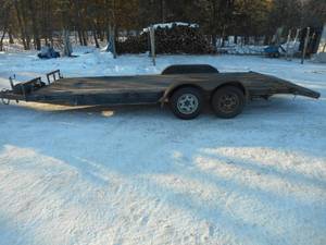 lot 1 image: 2006 H&W Trailer
