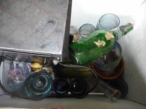 lot 8 image: Miscellaneous Household Lot