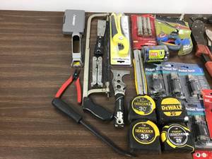 lot 36 image: Mixed Lof Of Hand Tools HUSKY, CRAFTSMAN, RYOBI, MAG-TORCH