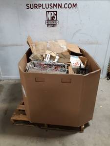 lot 29 image: Gaylord Box of MISC Electronics and Parts