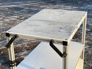 lot 32 image: Commercial Portable Workstation  Cart