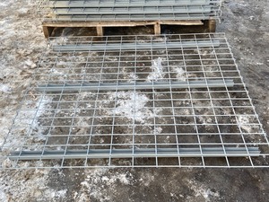 lot 9 image: Industrial Pallet Racking Shelf Grates