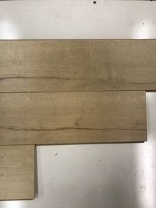 lot 133 image: 449 SF Castleton Laminate Flooring 12