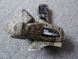 lot 4 image: NIB Primos model 3755 Turbo Dog coyote call