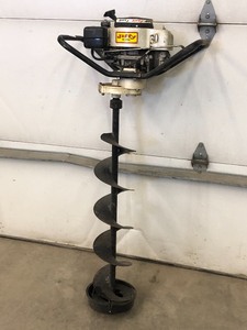 lot 2 image: Jiffy Ice Auger