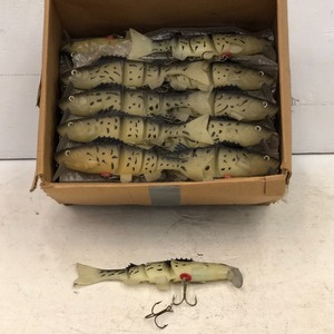 lot 48 image: Box Of Jointed Soft-Bait Muskie Lure Bodies