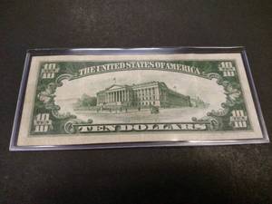 lot 185 image: 1934 A Ten Dollar Emergency Issue S...