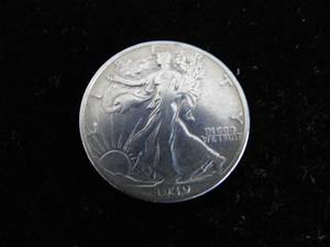 lot 39 image: 1939 Walking Liberty Half Dollar