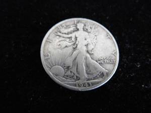 lot 50 image: 1943 Walking Liberty Half Dollar