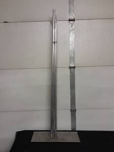 lot 33 image: Snow Roof Rake