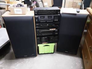 lot 36 image: Full Pioneer Sound System With Remote & Cords All In Excellent Condition & Pioneer Quality