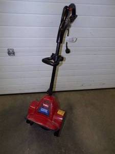 lot 34 image: Toro Power Shovel