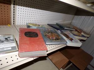 lot 23 image: Books, Frames and Home Dcor