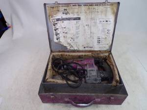 lot 5 image: Black N Decker Hammer Drill with Case MACHO V