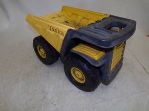 lot 52 image: Tonka Truck
