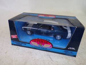 lot 80 image: Super Car Collectibles 1969 Baldwin-Motion Camaro