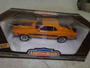lot 81 image: American Muscle 1970 Ford Mach I Twister Special Mustang