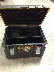 ToughSystem DS450 22 in. 17 Gal. Mobile Tool Box in good condition