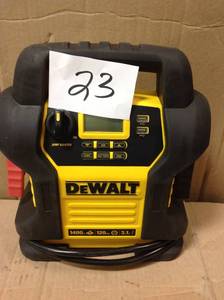 DEWALT 1400 Peak Amp Jump Starter with Digital Compressor in good condition