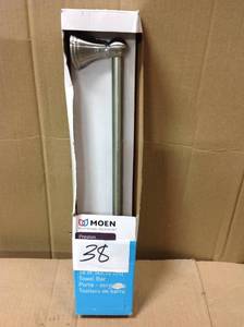 Preston 18 in. Towel Bar in Spot Resist Brushed Nickel not used