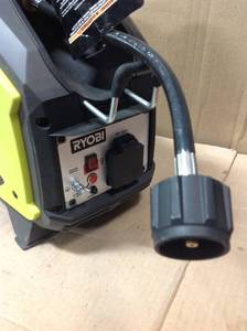 Ryobi RYi911LP 900Watt Propane Powered Inverter Generator in good condition