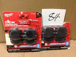 Milwaukee ONE-KEY TICK Tool and Equipment Tracker (4-Pack) in good condition