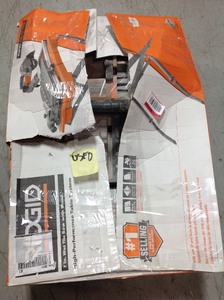 RIDGID 9 Amp Corded 7 in. Wet Tile Saw with Stand used in good conditions