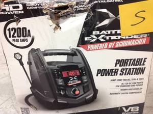 lot 5 image: Schumacher Battery Extender 12-Volt, 1,200 Amp Battery Jump Starter in good condition