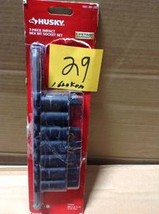 lot 29 image: Husky 12 in. Drive Hex Bit Impact Socket Set MM (7-Piece) I PC BROKEN